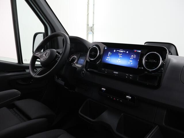 Mercedes-Benz SPRINTER 317 CDI Chassis L3 RWD PRO 3.5t | 3 zits | Achteruitrijcamera | Cruise Control | Dodehoekassistent | Climate Control | Apple Carplay | Airco |