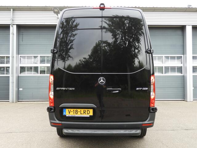 Mercedes-Benz SPRINTER 317 1.9 CDI L2H2 RWD AUT | LED | 10.25" MBUX | CAMERA | DISTRONIC