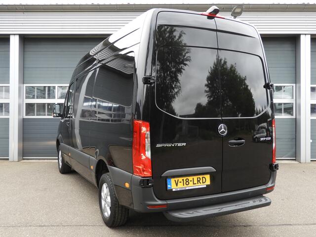 Mercedes-Benz SPRINTER 317 1.9 CDI L2H2 RWD AUT | LED | 10.25" MBUX | CAMERA | DISTRONIC