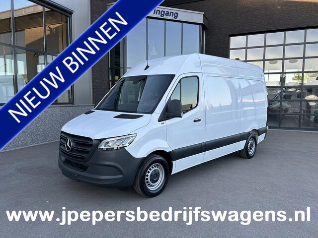 Mercedes-Benz SPRINTER 316 CDI L2 H2 Automaat / LED / MBUX / Navigatie / Camera / Cruise control / Airco / 270 Graden achterdeuren
