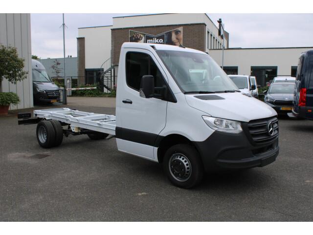 Mercedes-Benz SPRINTER 519 CDI L3 Pro 3500kg trekhaak, Navigatie met Smartphone integratie, Geveerde stoel