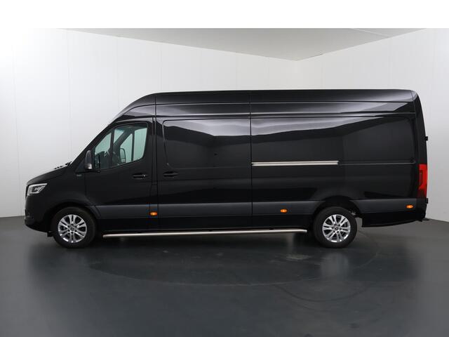Mercedes-Benz SPRINTER 319 V6 CDI | L3 H2 | 3500 KG. AHW | Navigatie | Stoelverwarming | Keyless Go | 360° Camera | Lederen bekleding | V6 | LM Velgen | Sidebars | Distronic Cruise Control | Schuifdeur L+R | Certified