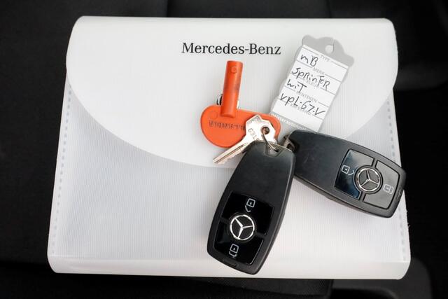 Mercedes-Benz SPRINTER 314 CDI 143pk E6 Bakwagen met laadklep en zijdeur L440 1040kg Laadverm. 05-2022