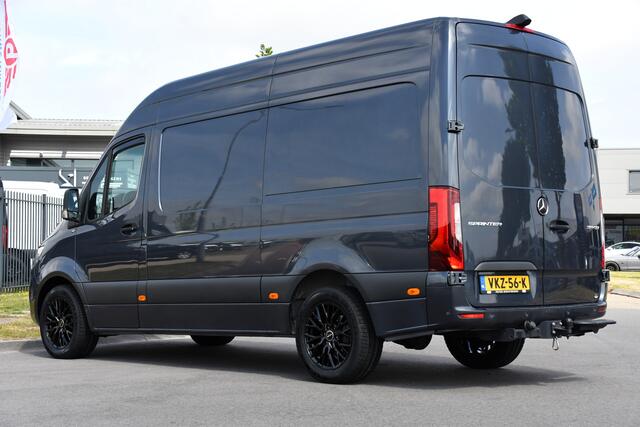 Mercedes-Benz SPRINTER 319 3.0 CDI L2H2 PB Edition Adaptieve Cruise, 360 Camera, 3500kg Trekhaak, Carplay, LED, 190PK, Automaat, Stoelverwarming, Uniek!