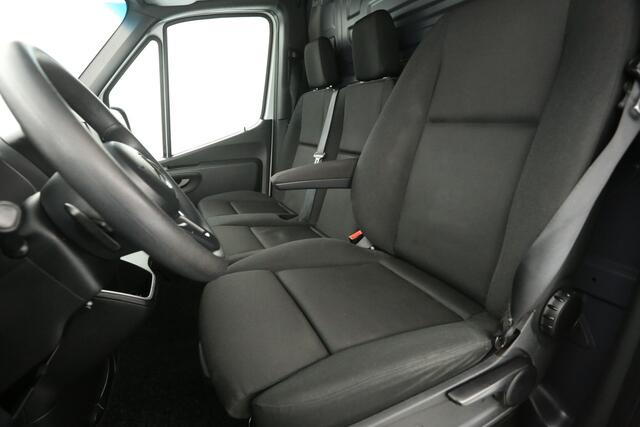 Mercedes-Benz SPRINTER 317 1.9 CDI L3H2 170PK 3500kg Trekgew. Automaat Airco Camera Cruise PDC 3 Persoons Trekhaak