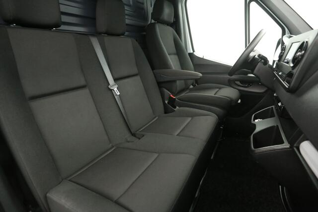 Mercedes-Benz SPRINTER 317 1.9 CDI L3H2 170PK 3500kg Trekgew. Automaat Airco Camera Cruise PDC 3 Persoons Trekhaak