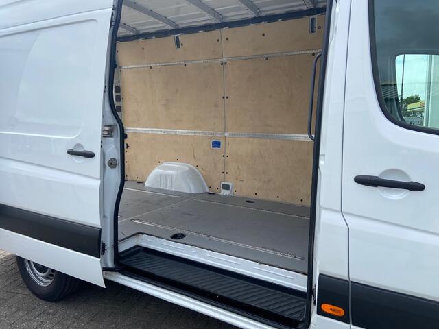 Mercedes-Benz SPRINTER 216 CDI L2H2 E6 | Trekhaak | Airco | 164 PK | 270° deuren