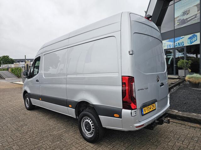 Mercedes-Benz SPRINTER 319 3.0 CDI L2-H2 Automaat * 3,5t trekgewicht * NAVI * Camera * Cruise Control *