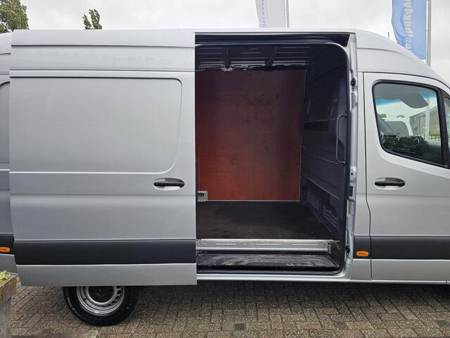 Mercedes-Benz SPRINTER 319 3.0 CDI L2-H2 Automaat * 3,5t trekgewicht * NAVI * Camera * Cruise Control *