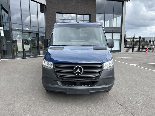 Mercedes-Benz SPRINTER 315 CDI RWD L2 H1 D.C. / MBUX / Trekhaak / Camera / Navigatie / Cruise control / Airco