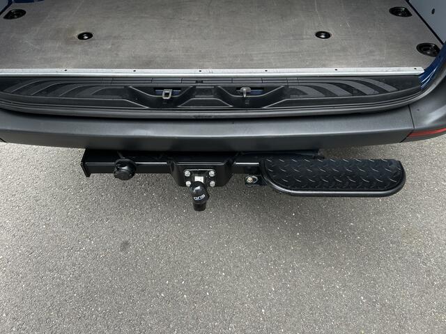 Mercedes-Benz SPRINTER 315 CDI RWD L2 H1 D.C. / MBUX / Trekhaak / Camera / Navigatie / Cruise control / Airco
