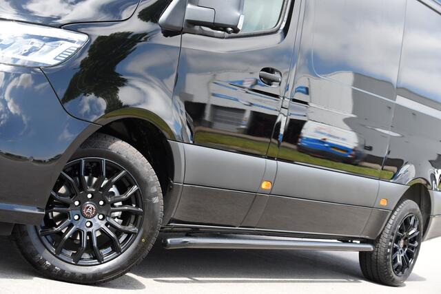 Mercedes-Benz SPRINTER 319 1.9 CDI L2H1 AMG Edition Pro Adaptieve Cruise, 360 Camera, Carplay, LED, Clima, 190PK, Multimedia, Stoelverwarming, Uniek!