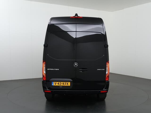 Mercedes-Benz SPRINTER 319 CDI L2 H2 Select | Aut. | EDITION | LM Velgen | Spoilerpakket | Treeplanken | Zonneklep | Keyless Go | Parkeercamera | Bluetooth | Airco | 3-zits | Led Koplampen | 3500 KG. AHW | NIEUW |