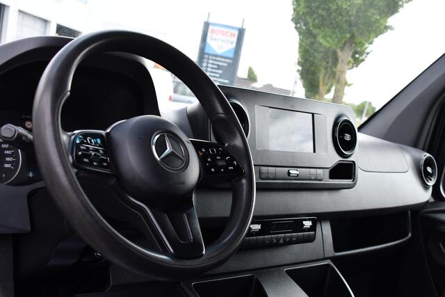 Mercedes-Benz SPRINTER 314 2.2 CDI L2H2 Black Edition Camera, Cruise, 3500KG Trekhaak, Carplay, Automaat, Mbux, 143PK, NAVI, Uniek!