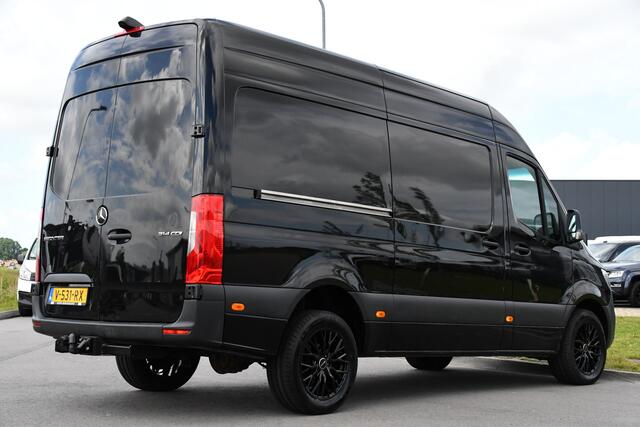 Mercedes-Benz SPRINTER 314 2.2 CDI L2H2 Black Edition Camera, Cruise, 3500KG Trekhaak, Carplay, Automaat, Mbux, 143PK, NAVI, Uniek!
