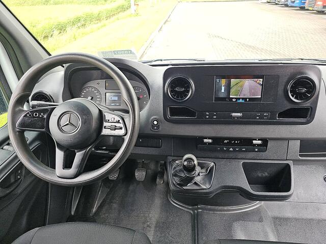 Mercedes-Benz SPRINTER 516 2.2 CDI L2H2 EURO VI-D RWD Dubbellucht Airco PDC 3.5t- Trekhaak WP-Inrichting Navi Mbux Standkachel Euro6