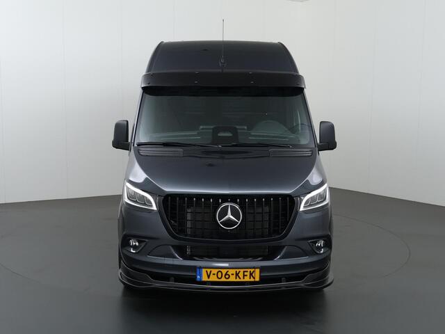 Mercedes-Benz SPRINTER 319 CDI | L2 H2 | Select | Aut. | EDITION | LM VELGEN | SPOILERPAKKET | TREEPLANKEN | ZONNEKLEP | Navigatie | Airco | Stoelverwarming | Achteruitrijcamera | Distronic | Dodehoekassistent | Geveerde Comfortstoel en bijrijdersbank | Trekhaakvoorbereiding 35