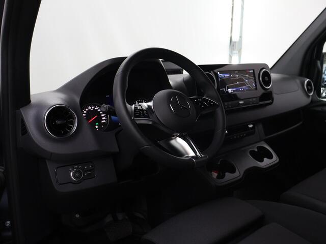 Mercedes-Benz SPRINTER 319 CDI L2 H2 Select | Aut. | EDITION | LM VELGEN | SPOILERPAKKET | TREEPLANKEN | ZONNEKLEP | Keyless Go | Parkeercamera | Bluetooth | Airco | 3-zits | Led Koplampen | 3500 KG. AHW | NIEUW |