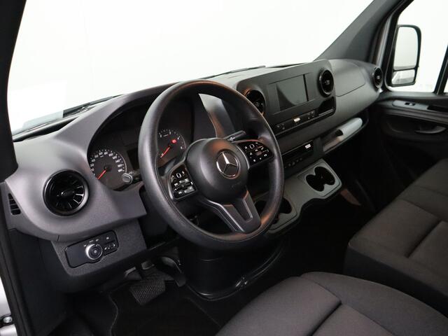 Mercedes-Benz SPRINTER 315CDI 9G-Tronic Automaat L2H2 | 3500Kg Trekken | Camera | 3-Persoons | Betimmering | Airco | Cruise