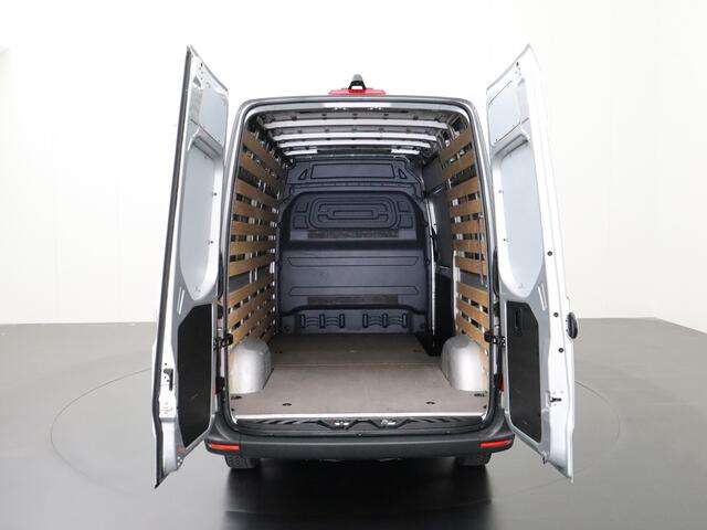 Mercedes-Benz SPRINTER 315CDI 9G-Tronic Automaat L2H2 | 3500Kg Trekken | Camera | 3-Persoons | Betimmering | Airco | Cruise