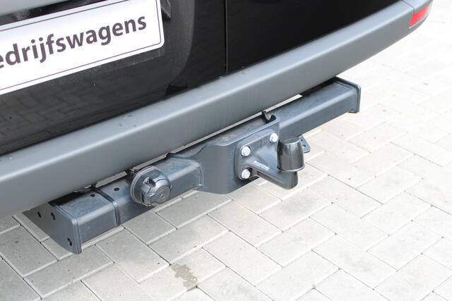 Mercedes-Benz SPRINTER 317CDI L2H2 Pro - Mbux 10 - 3.5t Trekhaak - Betimmering - Camera - Carplay - Bind spot - Cruise - Smartphone integratie - Rijklaar