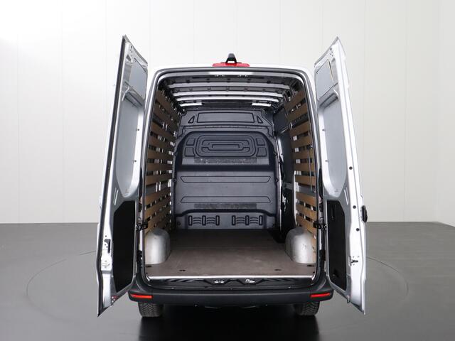 Mercedes-Benz SPRINTER 315CDI 9G-Tronic Automaat | 3500Kg TG | Camera | Airco | Cruise | Betimmering | 3-Persoons