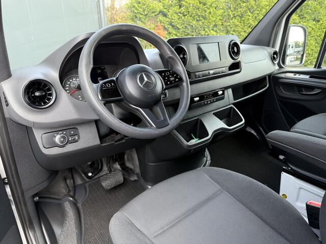 Mercedes-Benz SPRINTER 211 CDI / AUTOMAAT / L1H1 / TREKHAAK / INRICHTING / CAMERA / AIRCO / 1e EIG.