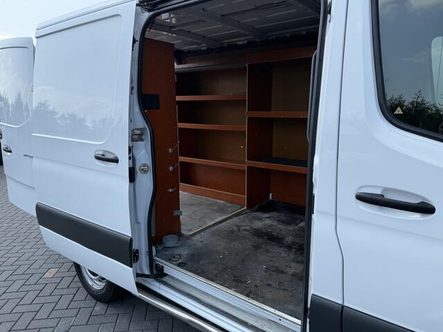 Mercedes-Benz SPRINTER 211 CDI / AUTOMAAT / L1H1 / TREKHAAK / INRICHTING / CAMERA / AIRCO / 1e EIG.