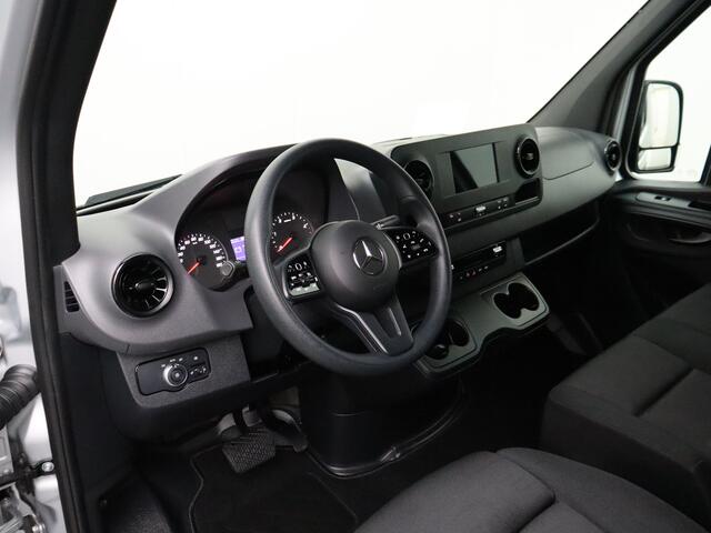 Mercedes-Benz SPRINTER 315CDI 9G-Tronic Automaat L2H2 | 3500Kg TG | Camera | Airco | Cruise | Betimmering | 3-Persoons