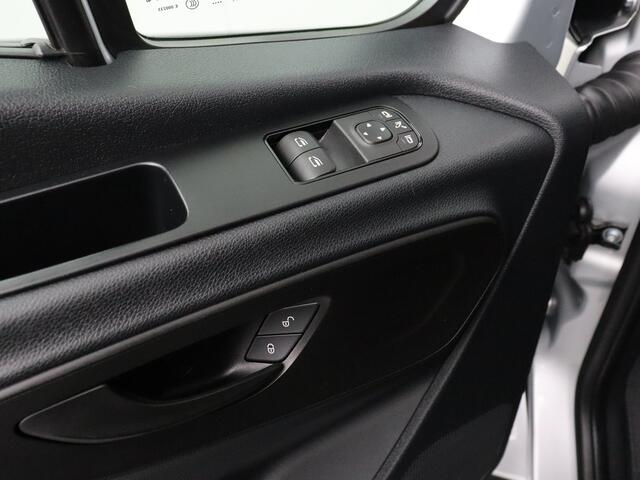 Mercedes-Benz SPRINTER 315CDI 9G-Tronic Automaat L2H2 | 3500Kg TG | Camera | Airco | Cruise | Betimmering | 3-Persoons