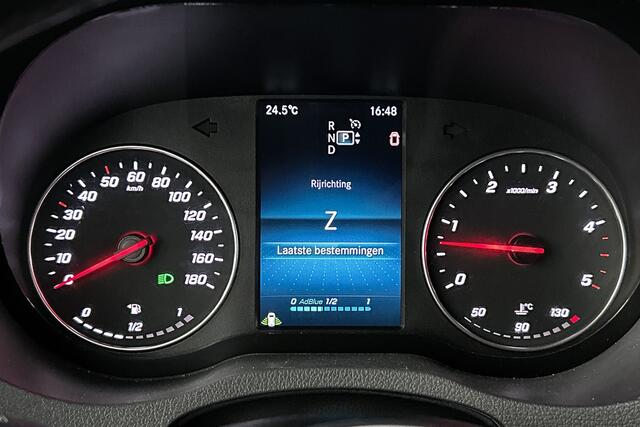 Mercedes-Benz SPRINTER 319 3.0 CDI L2H2 V6 Automaat | 360 camera | LED | Lederen bekleding | Trekhaak | Parkeersensoren
