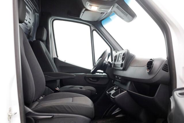 Mercedes-Benz SPRINTER 314 CDI 143pk RWD L3H2 Maxi 7G Automaat Airco/Navi/Camera 03-2022