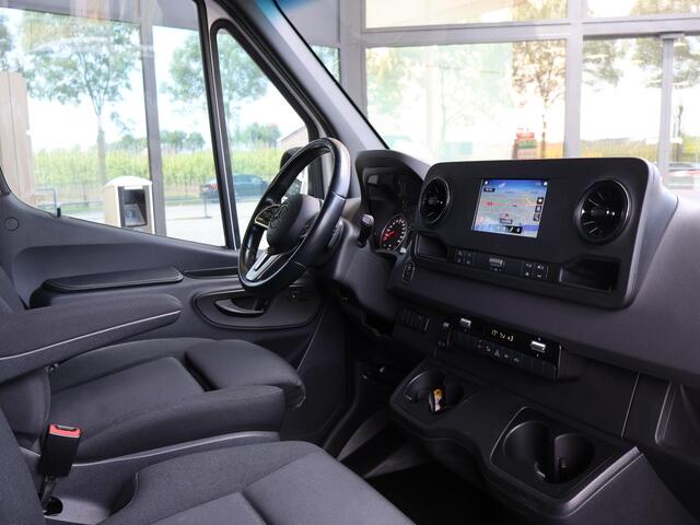Mercedes-Benz SPRINTER 319 3.0 CDI V6 190 PK AUT. L2H2 + LED | NAVIGATIE | STOELVERW. | TREKHAAK | CARPLAY | CAMERA