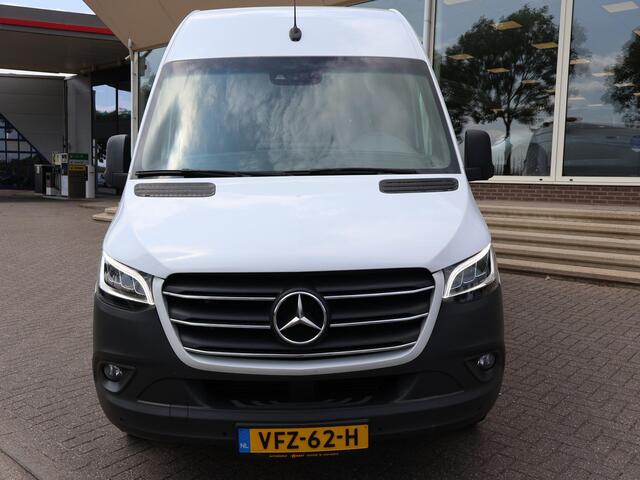 Mercedes-Benz SPRINTER 319 3.0 CDI V6 190 PK AUT. L2H2 + LED | NAVIGATIE | STOELVERW. | TREKHAAK | CARPLAY | CAMERA
