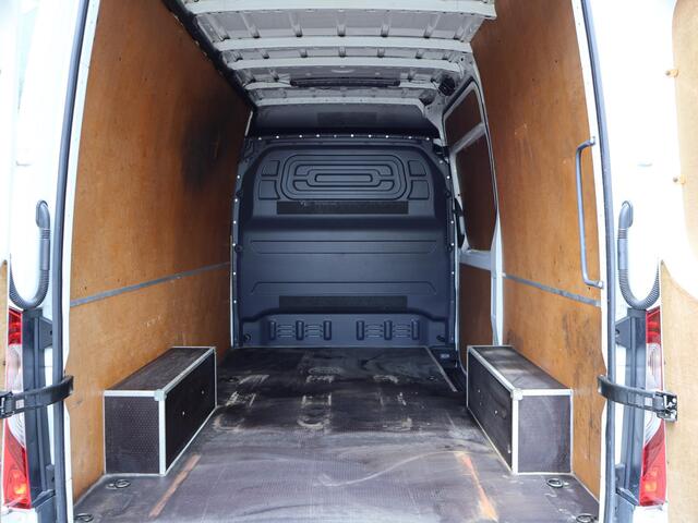 Mercedes-Benz SPRINTER 319 3.0 CDI V6 190 PK AUT. L2H2 + LED | NAVIGATIE | STOELVERW. | TREKHAAK | CARPLAY | CAMERA