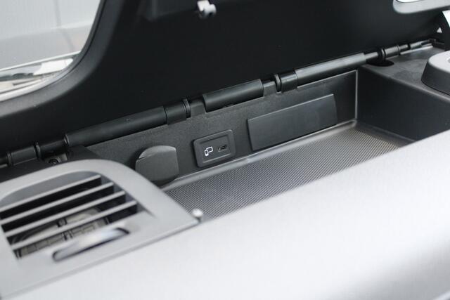 Mercedes-Benz SPRINTER 315CDI L2H2 FWD 150pk - MBUX - Camera - Stoelverwarming - Kluis - Hout inbouw - Carplay - Rijklaar