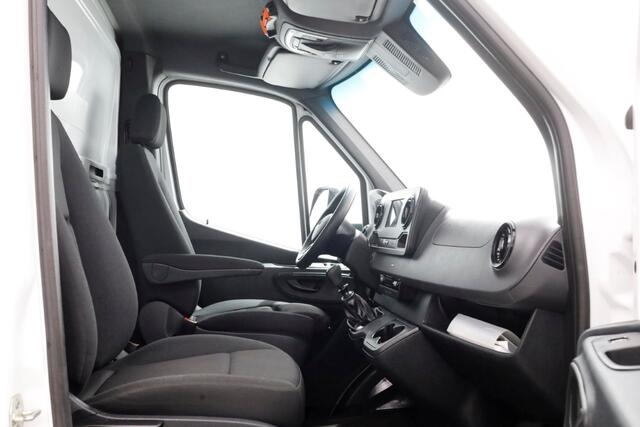 Mercedes-Benz SPRINTER 314 CDI 143pk E6 Bakwagen met laadklep en zijdeur L440 1017kg laadverm. 05-2021