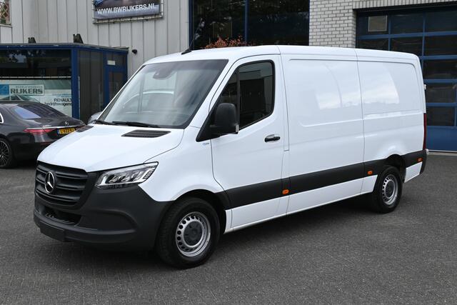 Mercedes-Benz SPRINTER 316 CDI L2H1 RWD 3500kg Trekhaak, Led, MBUX met camera, Dodehoek assyst, Brake assyst,