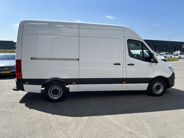 Mercedes-Benz SPRINTER 314 CDI RWD L2 H2 MBUX / 360 Camera / Navigatie / Airco / Parkeersensoren / 270 Graden achterdeuren
