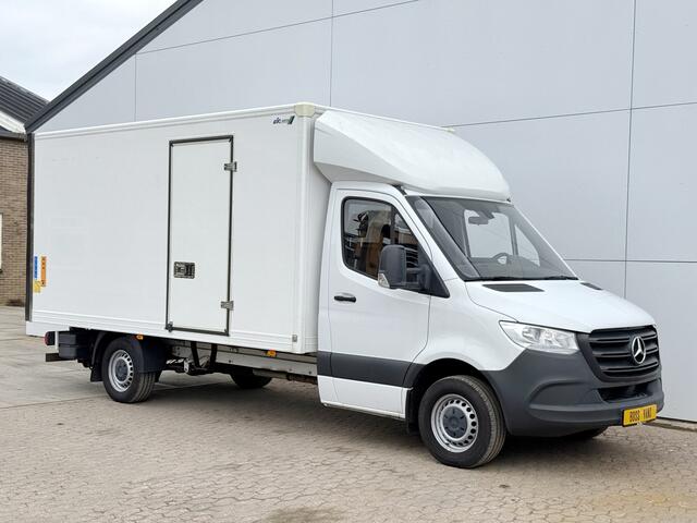 Mercedes-Benz SPRINTER 315 1.9 CDI Automaat Laadklep Airco Cruise Control Carplay Bakwagen Meubelbak Koffer