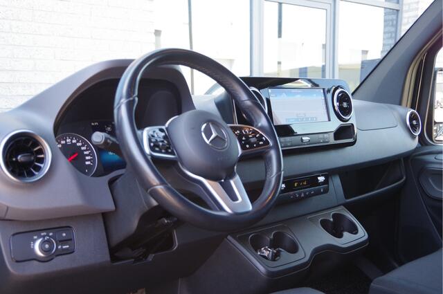 Mercedes-Benz SPRINTER 317 1.9 CDI L2H1 AUT. LED, MBUX 10'', 3.5T TREKHAAK, STANDKACHEL, STOELVERWARMING, NAVI, CAMERA, CRUISE, LEDER STUUR