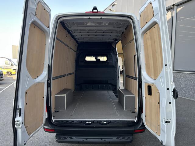 Mercedes-Benz SPRINTER 317 CDI L2 H2 Automaat / MBUX / Navigatie / Camera / Parkeersensoren / Cruise control / Airco / 270 Graden achterdeuren