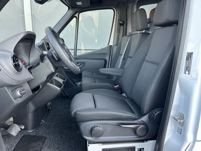 Mercedes-Benz SPRINTER 317 CDI L2 H2 Automaat / MBUX / Navigatie / Camera / Parkeersensoren / Cruise control / Airco / 270 Graden achterdeuren