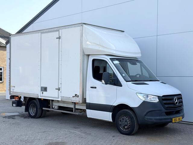 Mercedes-Benz SPRINTER 514 2.2 CDI Dubbellucht Laadklep Airco Cruise Control Bakwagen Meubelbak Koffer