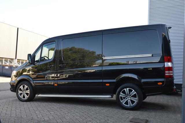 Mercedes-Benz SPRINTER 319 3.0 CDI V6 | AUTOMAAT | XENON | PDC | NAVI | CAMERA | 3.5t TREKHAAK | 2X SCHUIFDEUR | ENZ
