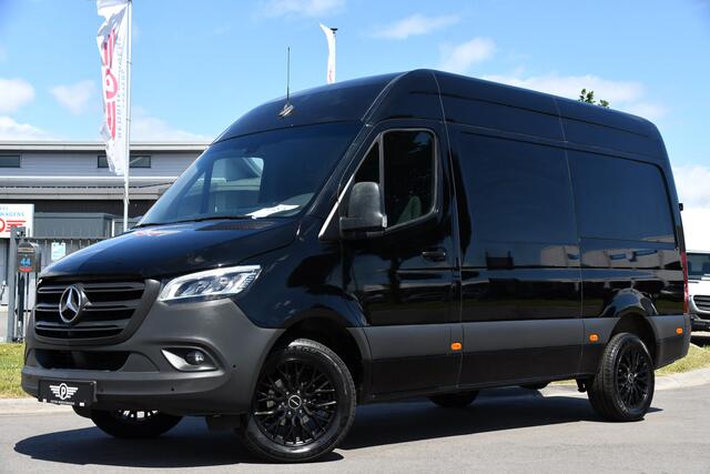 Mercedes-Benz SPRINTER 319 3.0 CDI L2H2 Black Edition Adaptieve Cruise, 360 Camera, Carplay, 3500kg Trekhaak, 190PK, LED, Multimedia, Standkachel, Uniek!