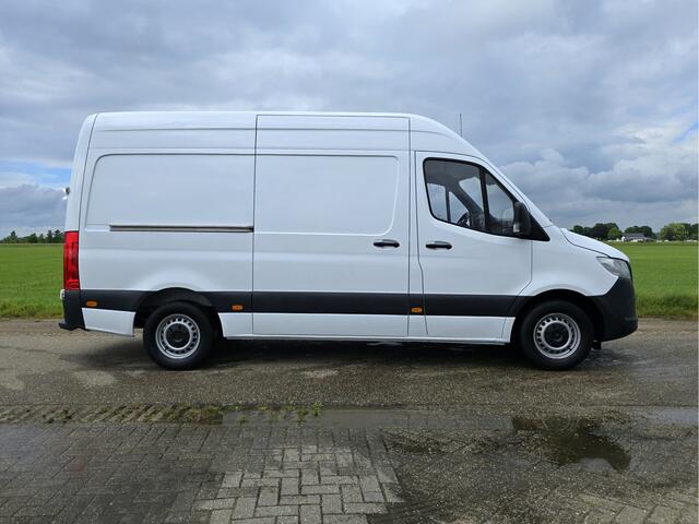 Mercedes-Benz SPRINTER 315 1.9 CDI L2 H2 RWD - 150 Pk - Euro 6 - MBUX - ParkeerCamera - Airco - Cruise Control