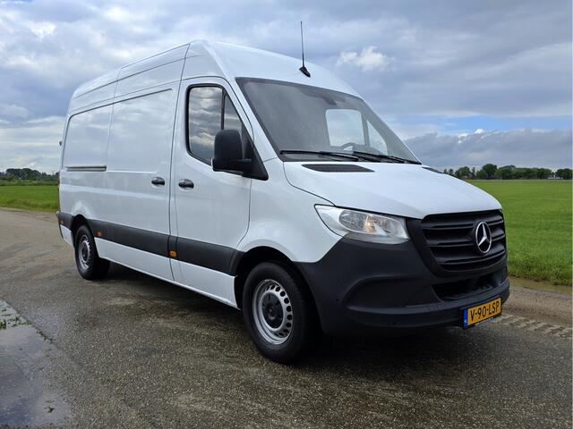 Mercedes-Benz SPRINTER 315 1.9 CDI L2 H2 RWD - 150 Pk - Euro 6 - MBUX - ParkeerCamera - Airco - Cruise Control