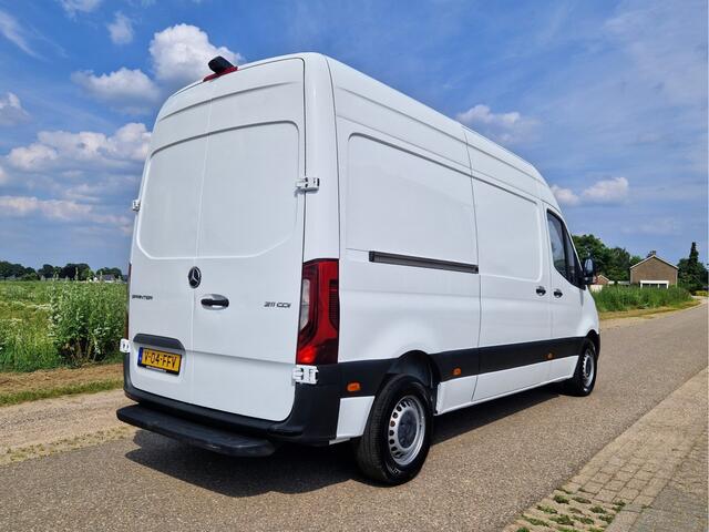 Mercedes-Benz SPRINTER 211 CDI L2 H2 FWD - Euro 6 - 110 Pk - MBUX - ParkeerCamera