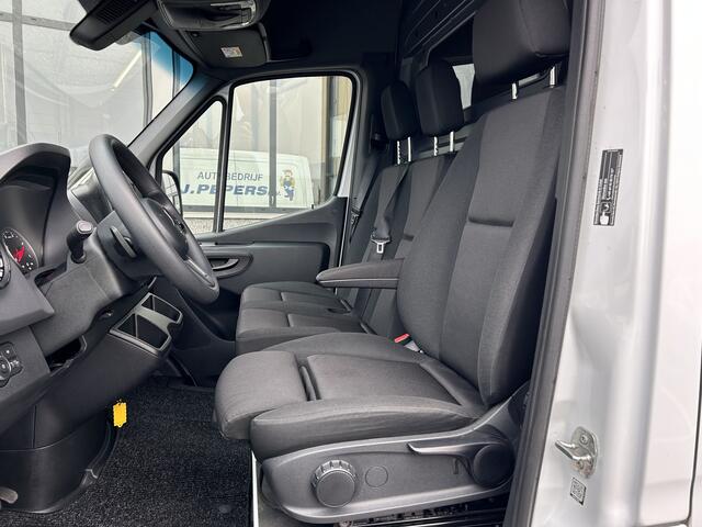 Mercedes-Benz SPRINTER 317 CDI L2 H2 MBUX / Navigatie / Camera / Parkeersensoren / Cruise control / Airco / 270 Graden achterdeuren